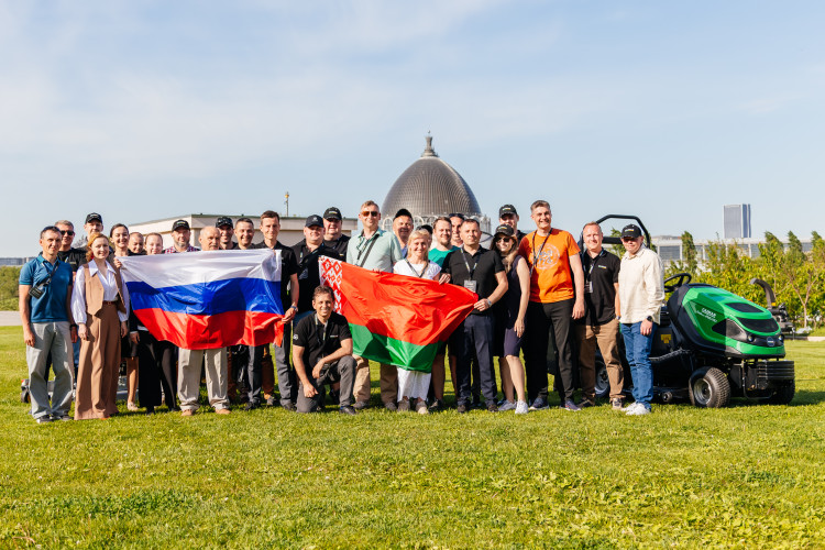 0200_27.05.25_CAIMAN_VDNH_Demosalon_Melnikov_.jpg