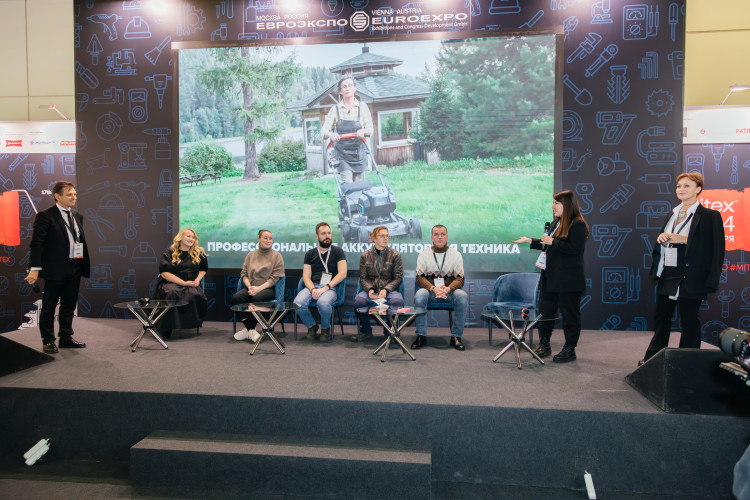 MITEX2_188.jpg MITEX2_188.jpg